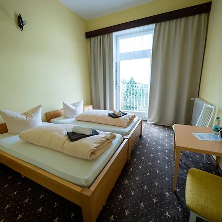 Otel Eventhaus Wiedenfelsen Bühlertal